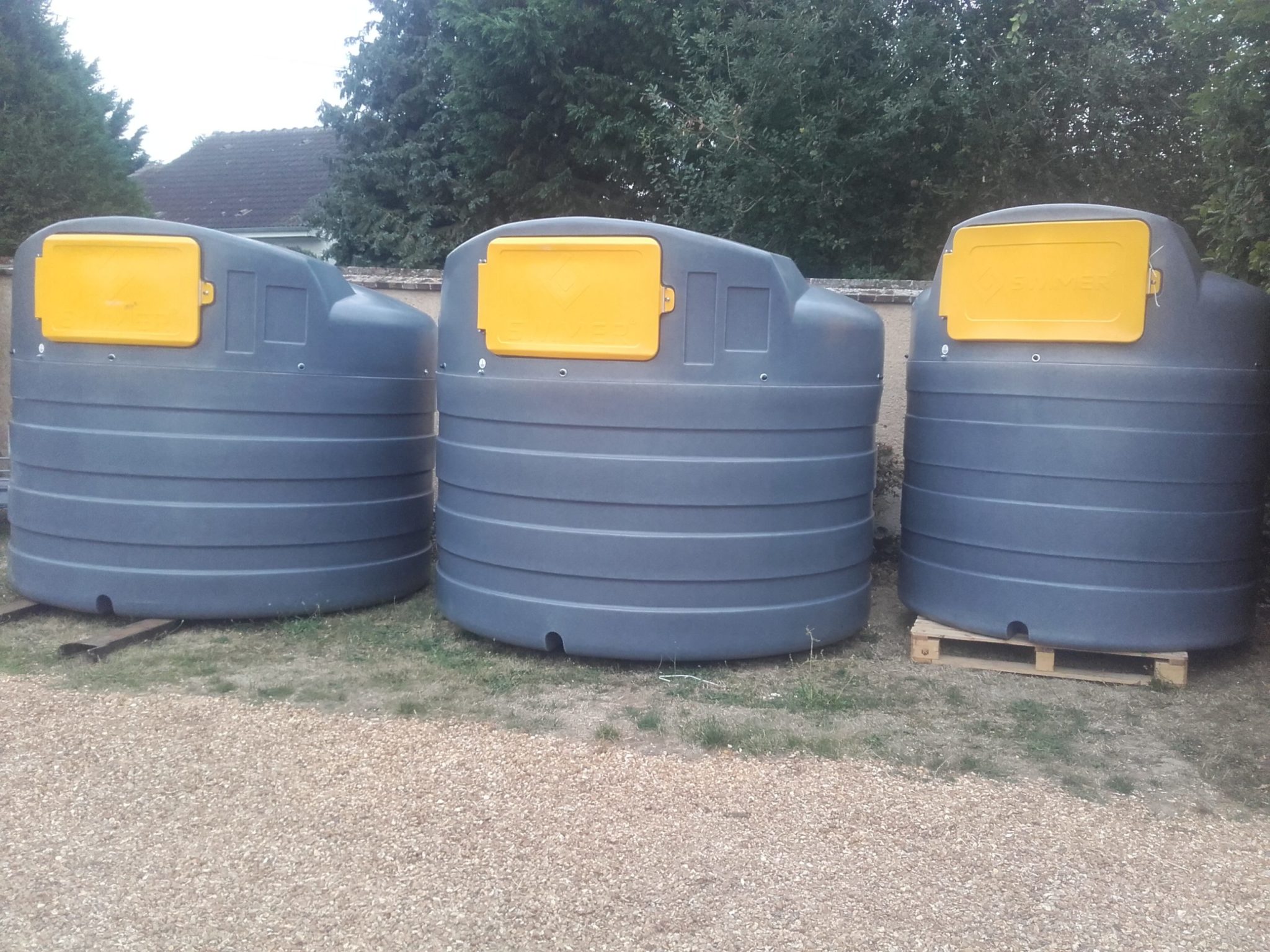 Cuves 5000 et 2500 litres