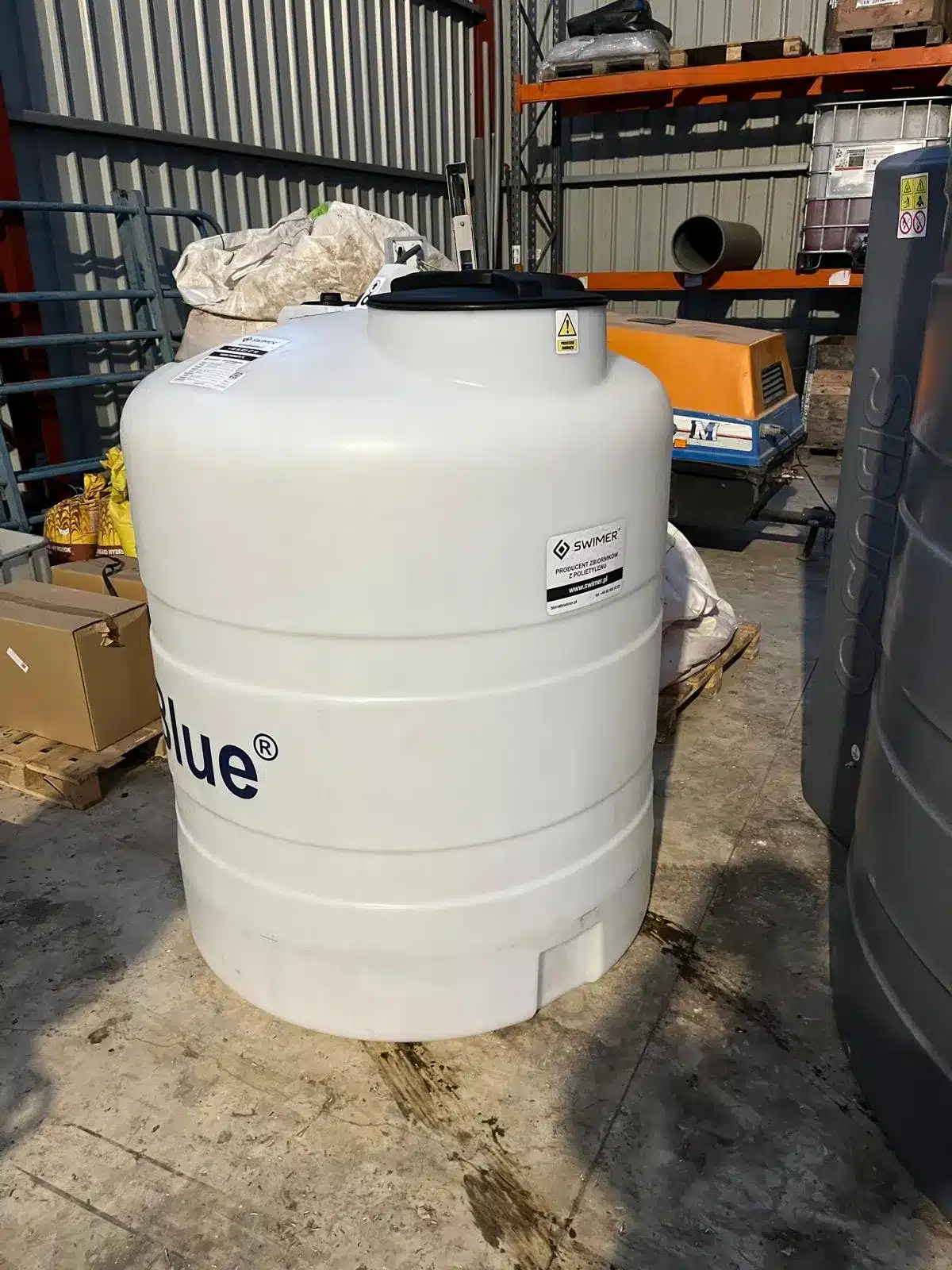 Cuve AdBlue 1500L sur site de méthanisation à Rethel Ardennes (08) — Agri Distri