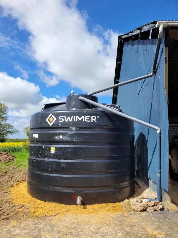 Cuve eau 22000L chez un éleveur à Saint-Calais Sarthe (72) — Agri Distri