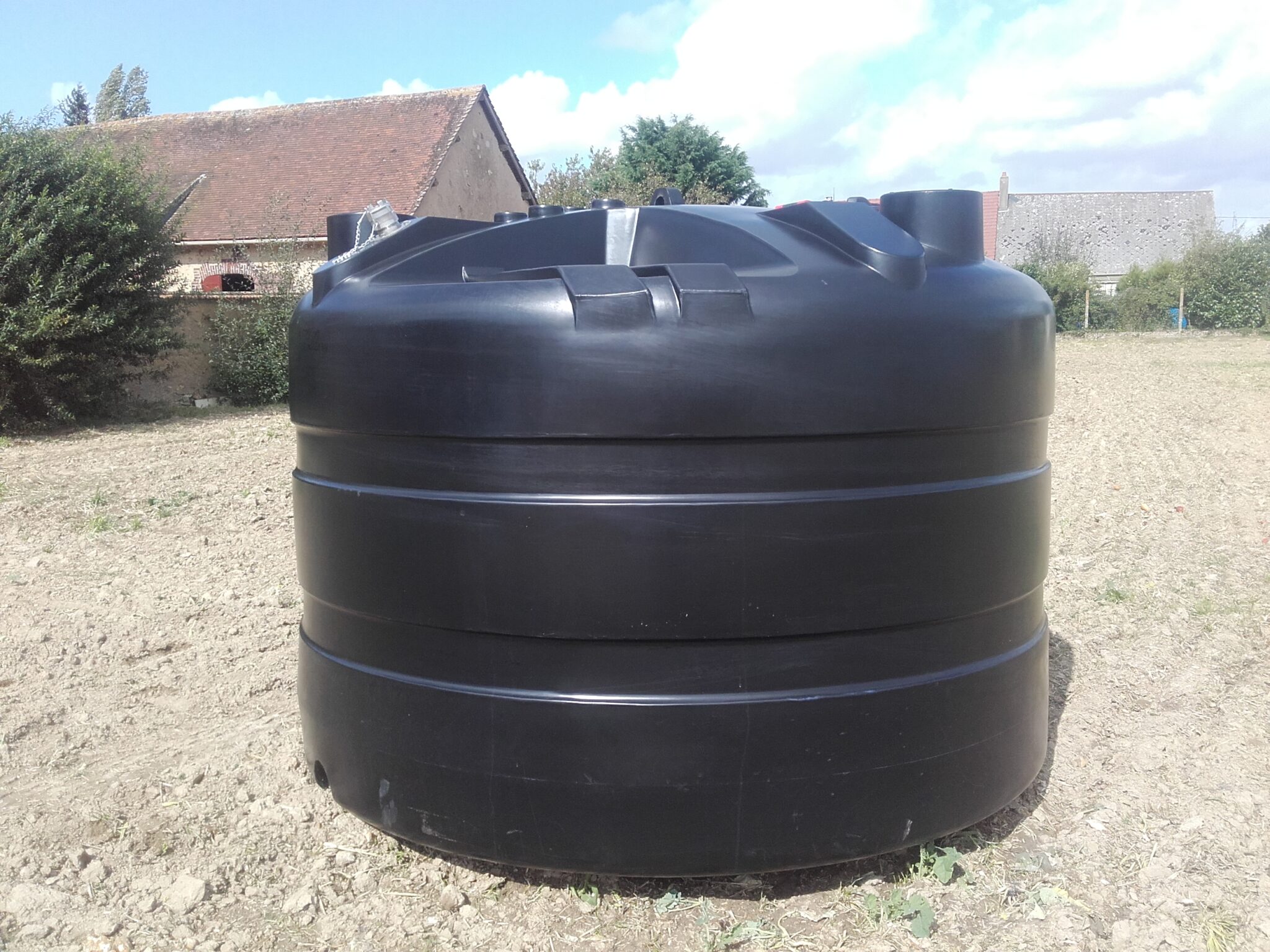 Cuve eau 5000L installée en Savoie (73) — Agri Distri